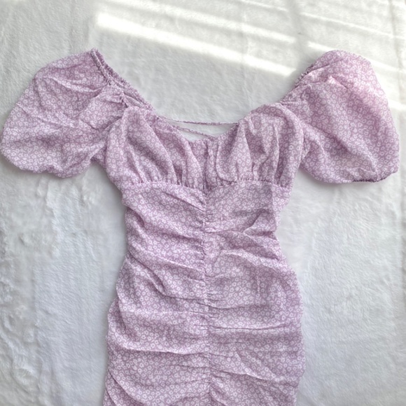 NWT Red Dress Boutique Purple Puff Sleeve Dress w/ Lace Up Open Back - Picture 5 of 16